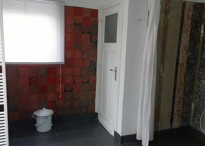 ホテル B&B Oostende オステンド